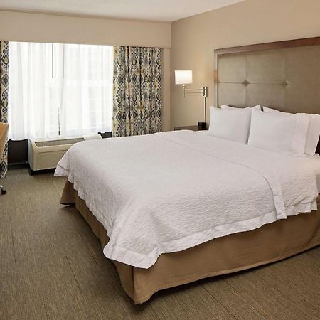 Hampton Inn Louisville Downtown מראה חיצוני תמונה