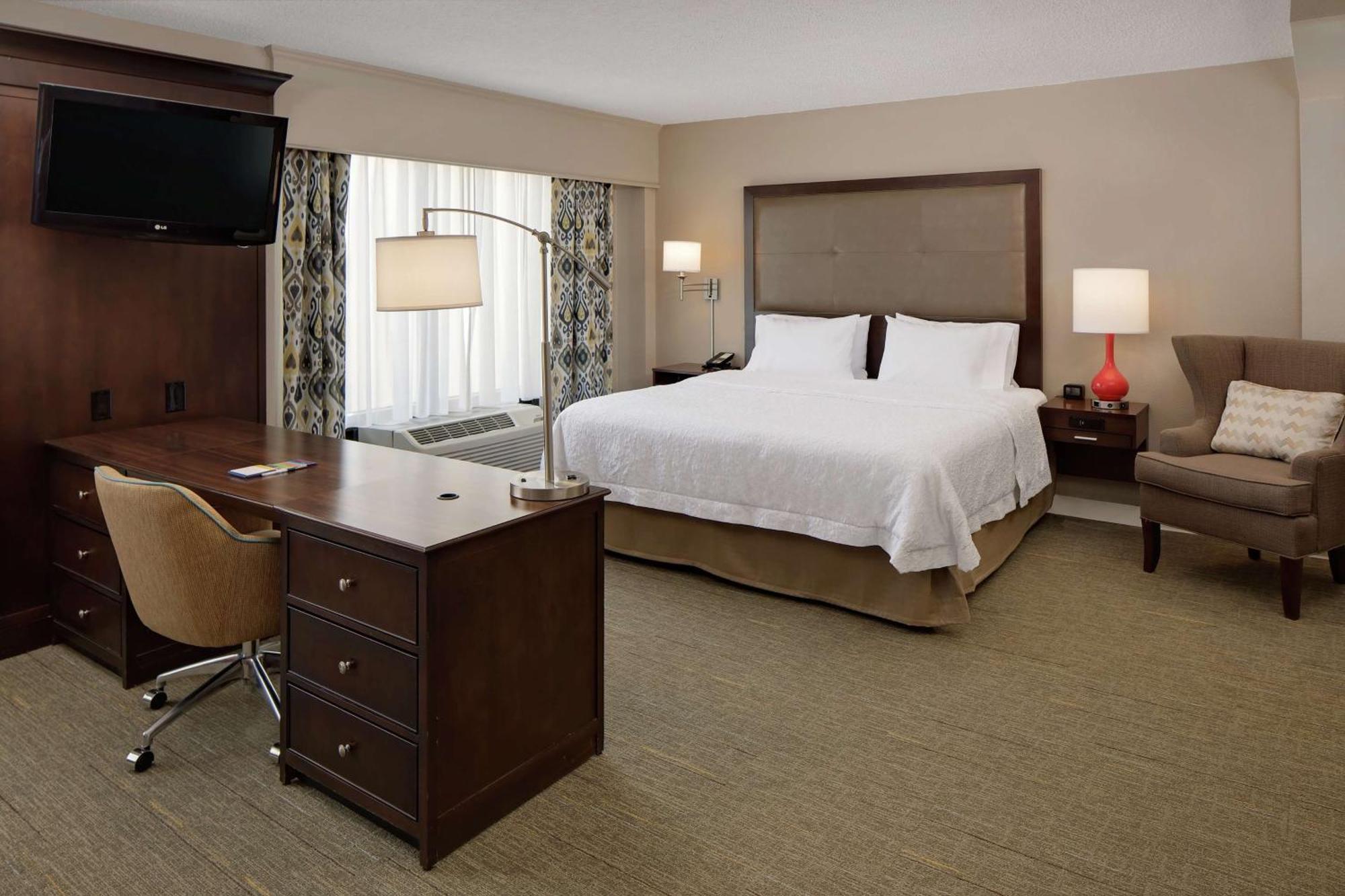 Hampton Inn Louisville Downtown מראה חיצוני תמונה