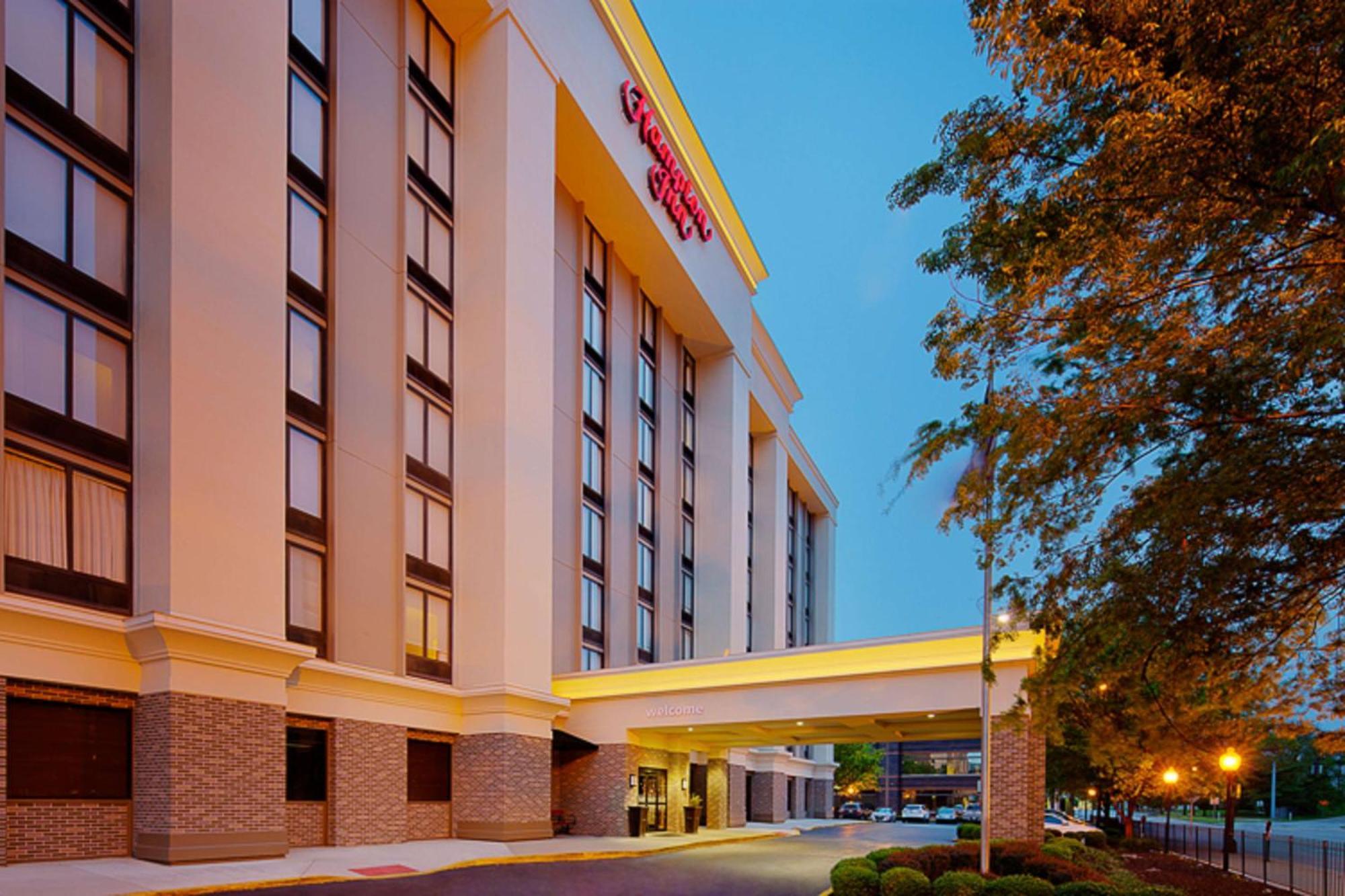 Hampton Inn Louisville Downtown מראה חיצוני תמונה