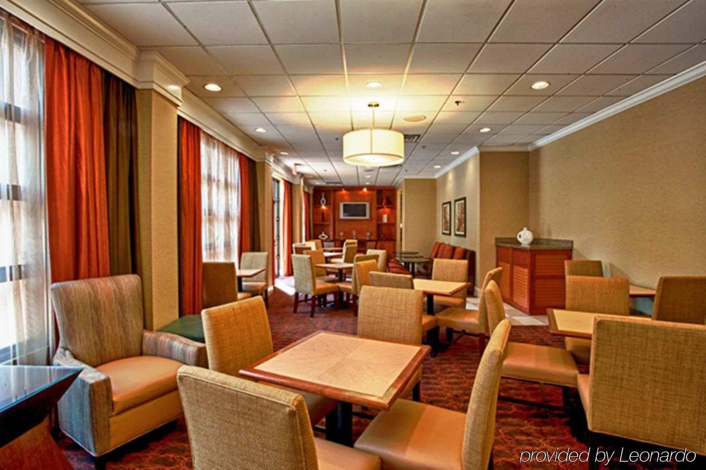 Hampton Inn Louisville Downtown מסעדה תמונה